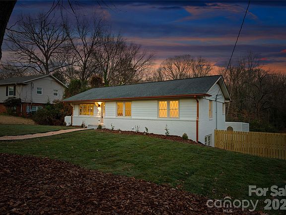 2nd image of 2333 Wensley Dr