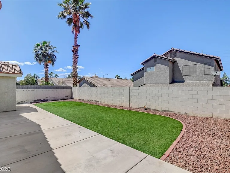 980 Sand Coral Dr — Photo 40