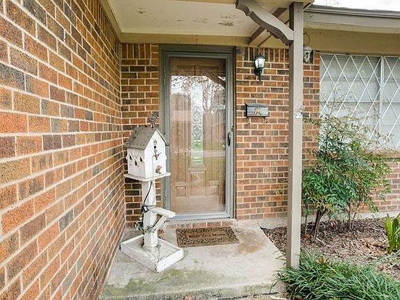 3rd image of 4621 Mackey Dr