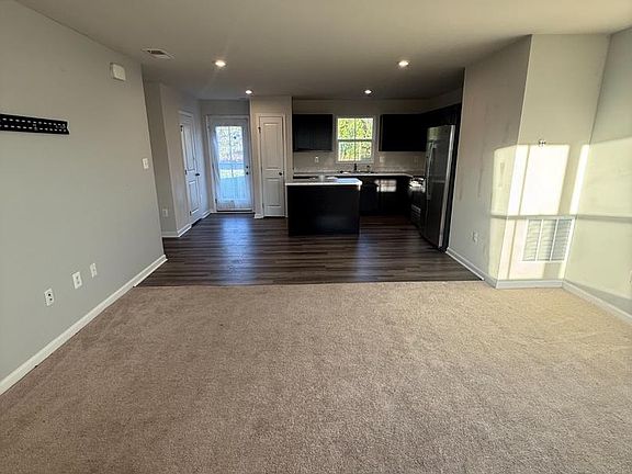3rd image of 110 Mariners Way