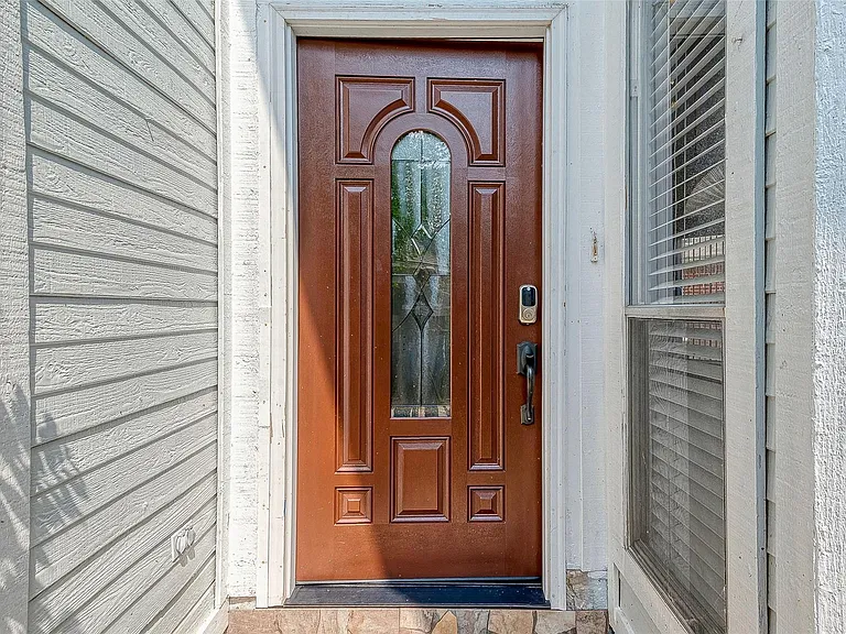 9310 Corner Oaks Ln — Photo 7