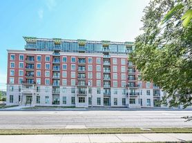 2750 King St E, Hamilton, ON