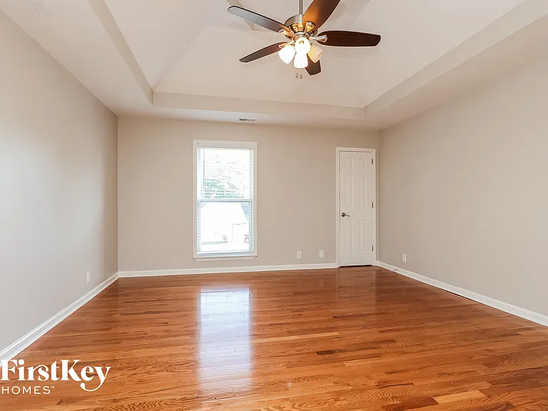 221 Shoemaker Ct — Photo 9