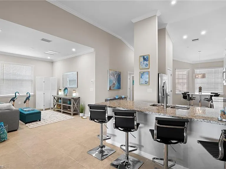 9402 Pocida Ct #204 — Photo 7