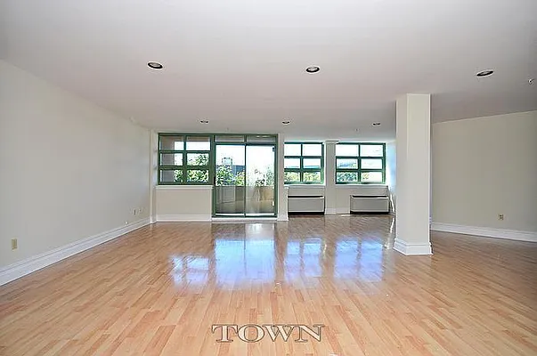 Rented by Town Residential | media 22