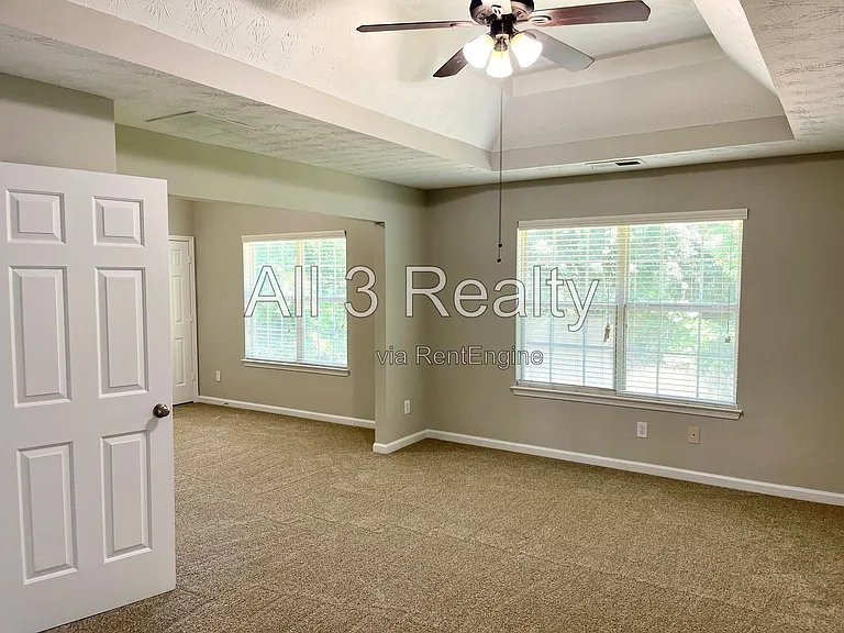 60 Spring Lake Ter — Photo 17
