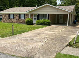 404 Hanley Rd, Ocean Springs, MS 39564