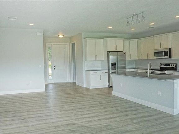 4th image of 4635 SW Masefield St