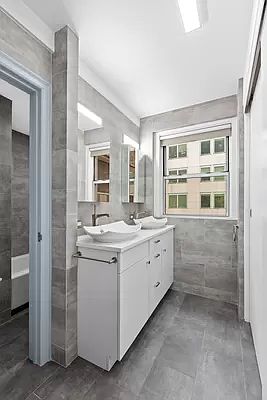5th image of 333 E 43rd St Unit 210/211