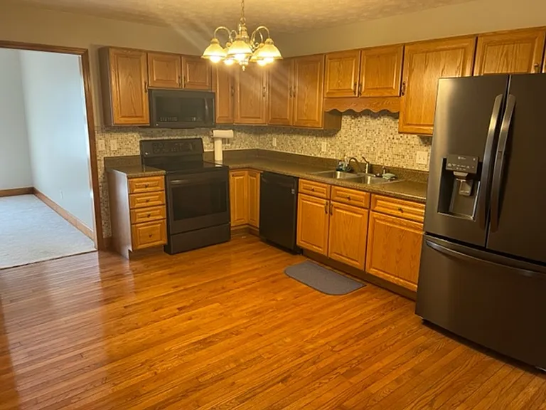 1201 Heartland Dr — Photo 8