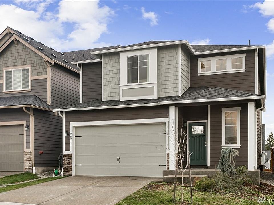 1st image of 20210 18th Avenue Ct E