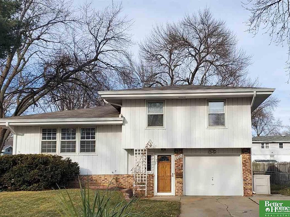 1st image of 9324 Brownley Dr