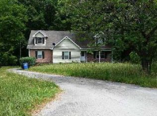 118 Valley Ct, La Vergne, TN 37086