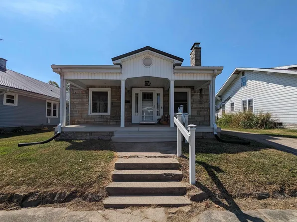 1167 E Locust St, Vincennes, IN 47591