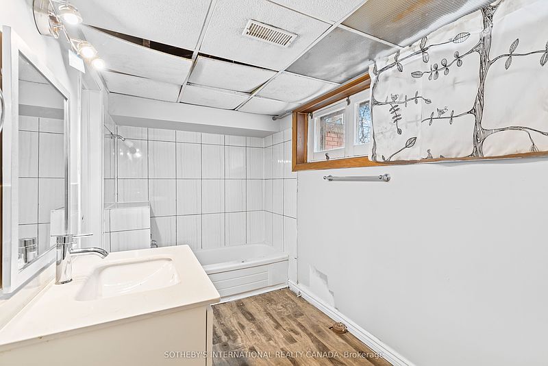 Mississauga House for rent - 3 Bedrooms — photo 18