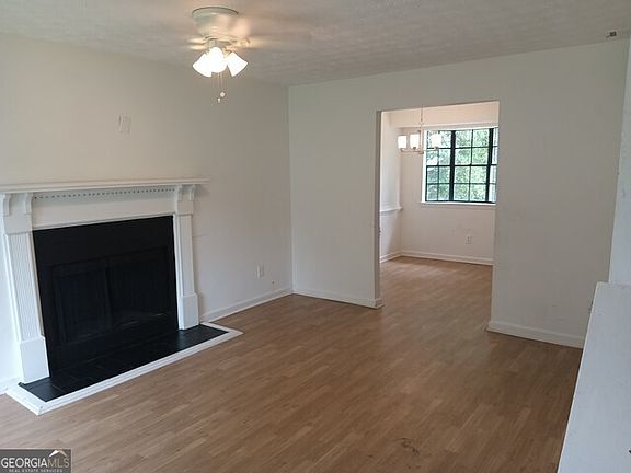 2nd image of 476 Brookfield Way