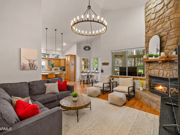 290 N Lodge Drive, Munds Park, AZ 86017