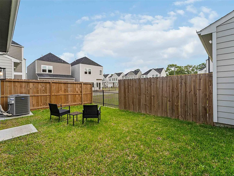 417 Stonework Landing Ln — Photo 19