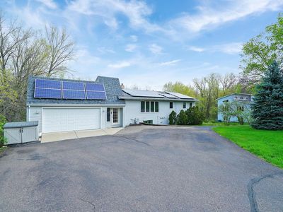 987 County Road C2 W, Roseville, MN, 55113