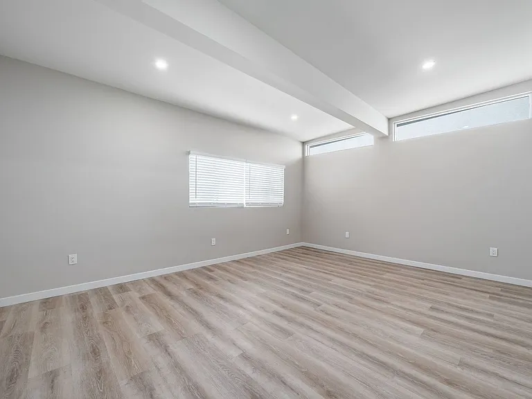 240 Spring Street — Photo 4