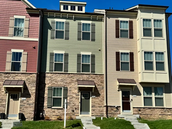 8612 Shady Pines Dr, Frederick, MD 21704