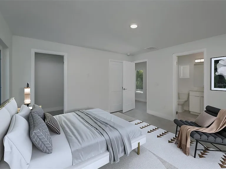 310 Hibiscus St #B — Photo 5