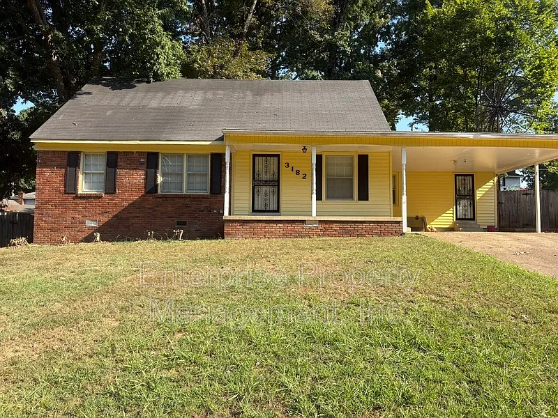 3182 Casann Cv