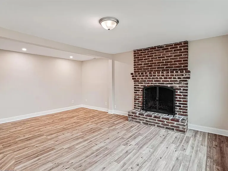 3736 Beach Drive Blvd — Photo 5