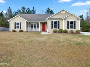 417 Stanford Ct, Maysville, NC 28555