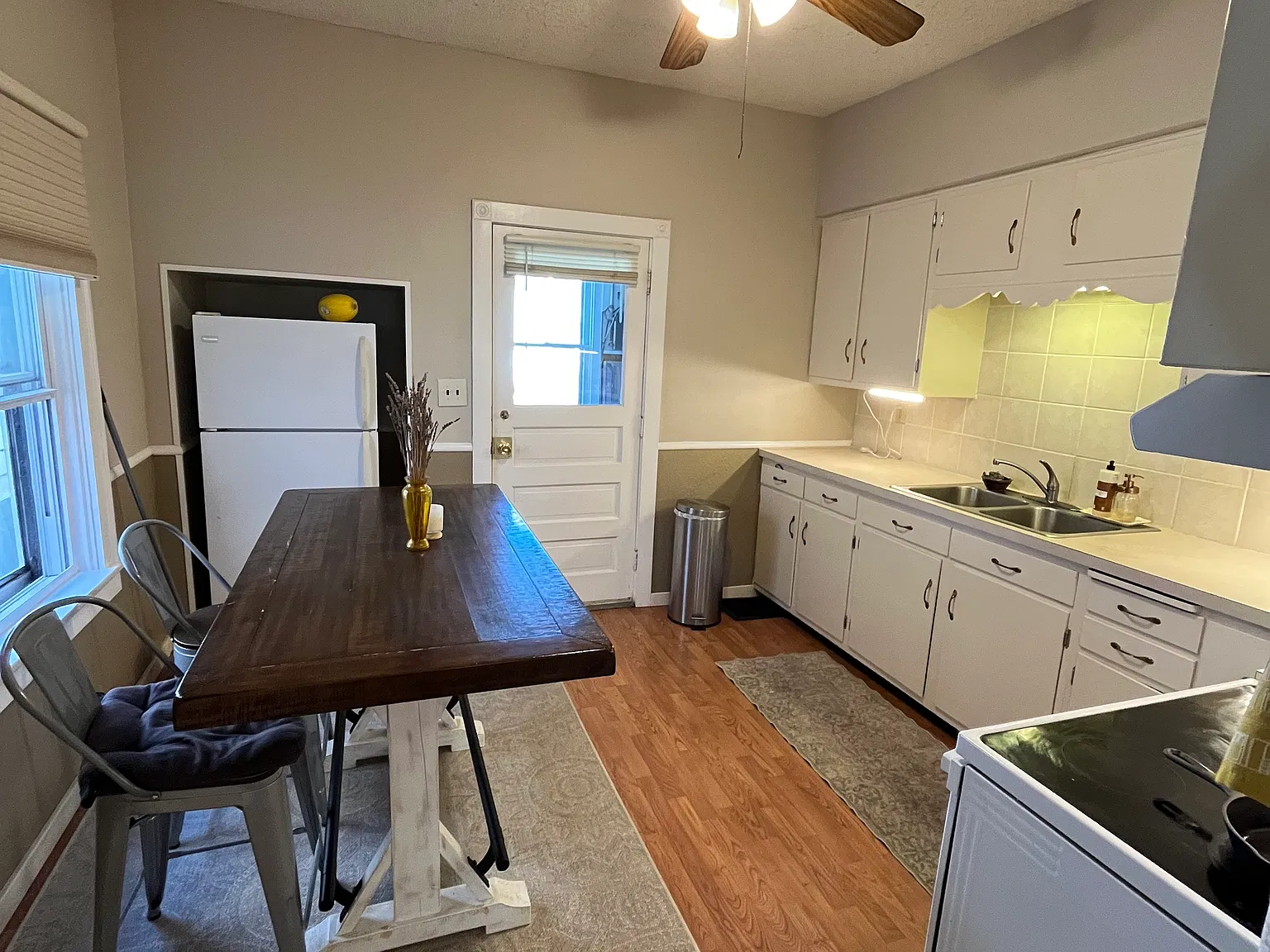 2 bed, $1,250 — Photo 3