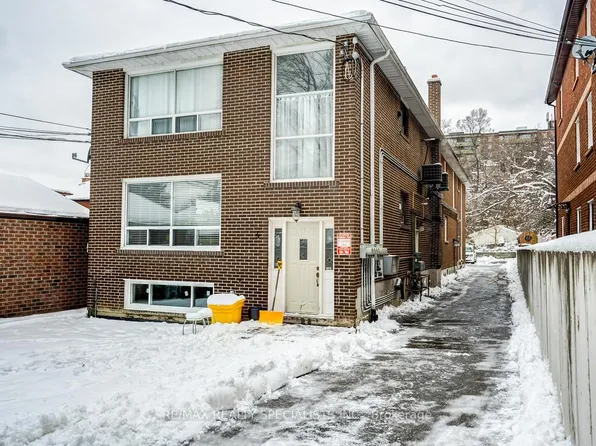 4 Garrow Ave #1, Toronto, ON M6N 2C5