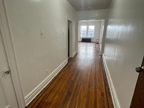 2nd image of 168 S Clinton St #U-c4