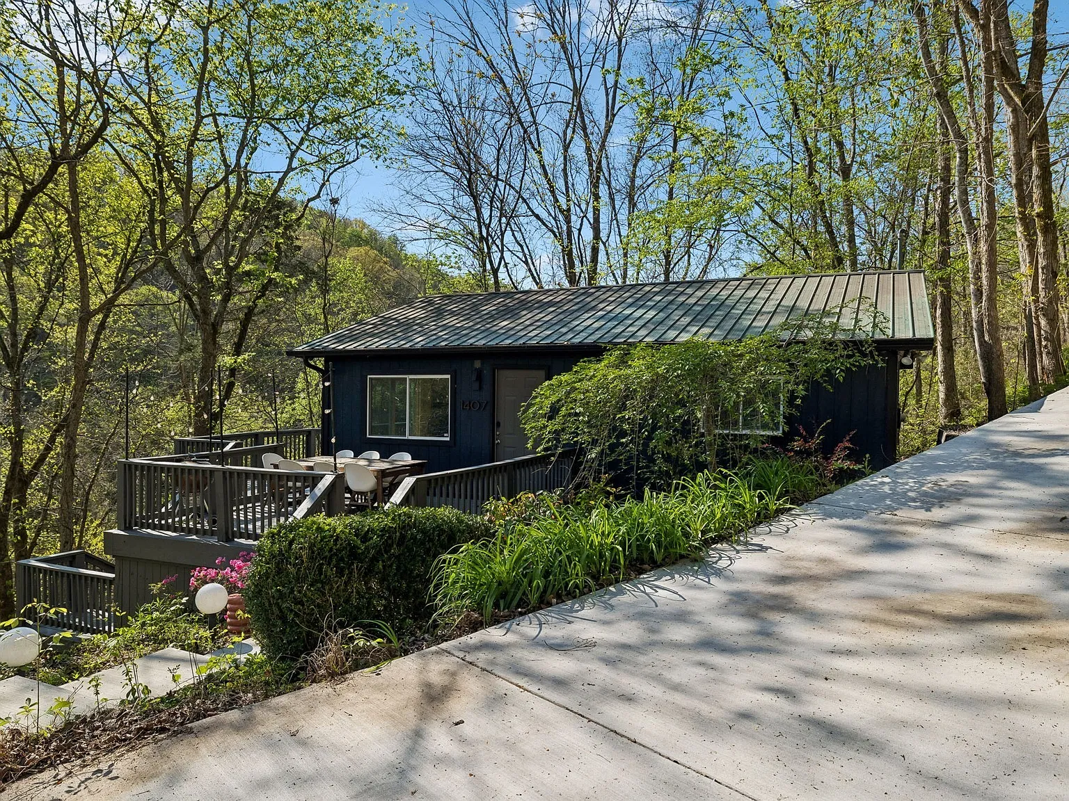 2 bed, 1.5 bath, 1175 sqft, $20,000 — Photo 3