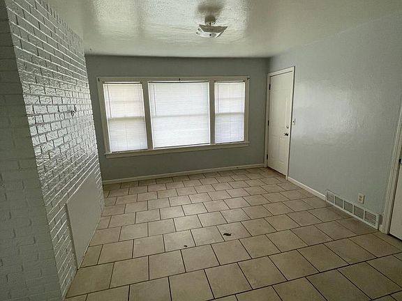 2nd image of 4647 N Brady St #7