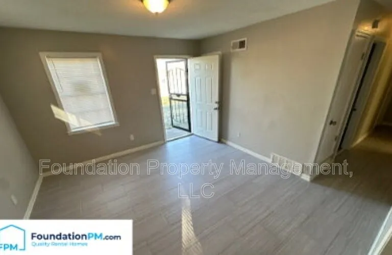 4208 Beacon Hill Dr — Photo 10