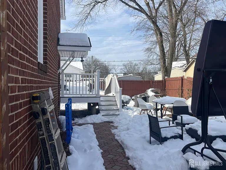 7 Bound Brook Ave — Photo 11