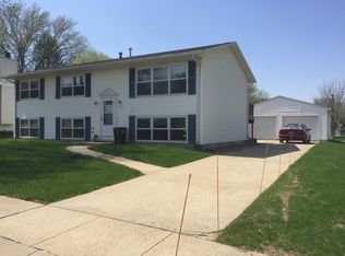 4007 Southlawn Rd, Cedar Falls, IA 50613