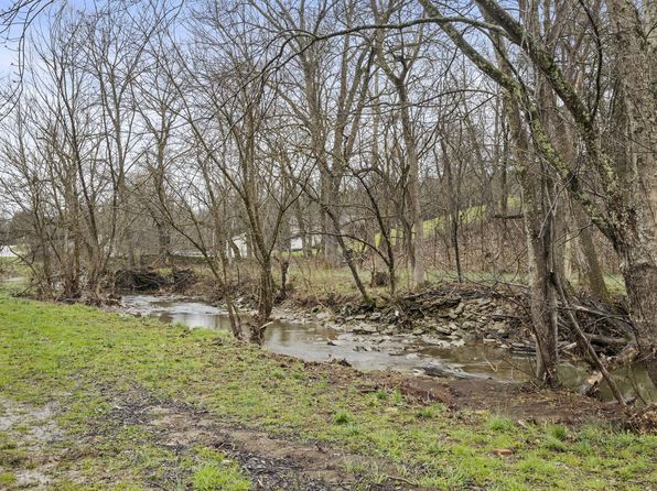 203 Quisenberry Ln, Frankfort, KY 40601