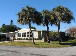 5942 Halifax Pl, Sarasota, FL 34233