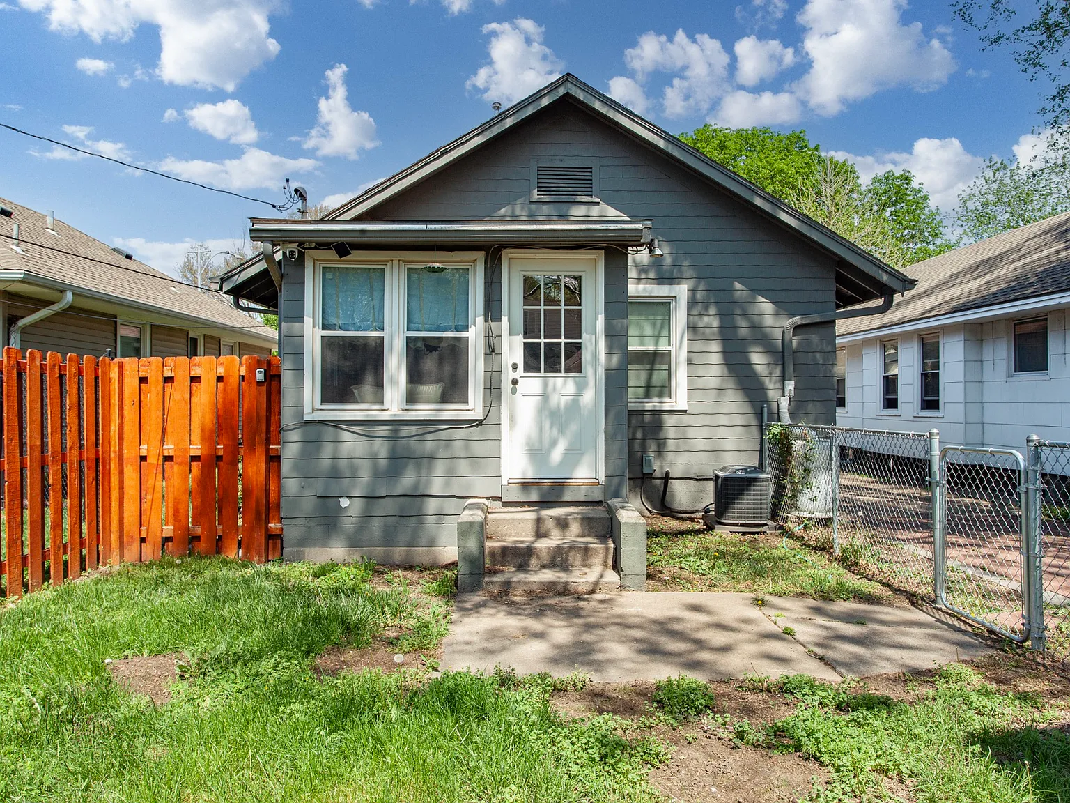 2 bed, 1.5 bath, 900 sqft, $2,800 — Photo 4