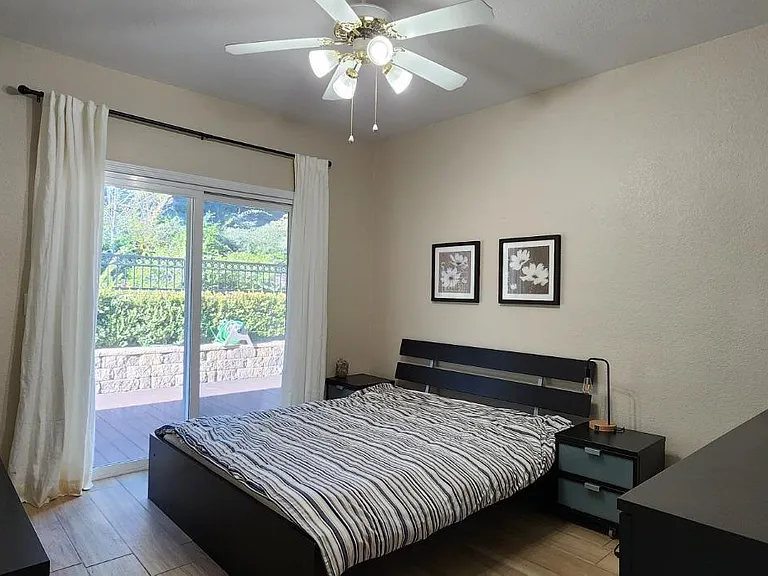 406 Endberg Dr — Photo 6