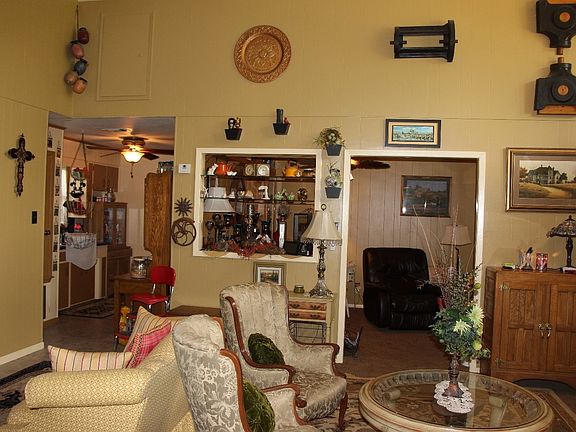 4th image of 107 Bramble Wood Cir