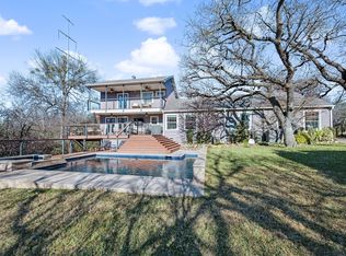 2100 Daisy Ln, Fort Worth, TX 76111