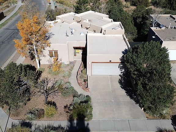 4th image of 2933 Pueblo Halona