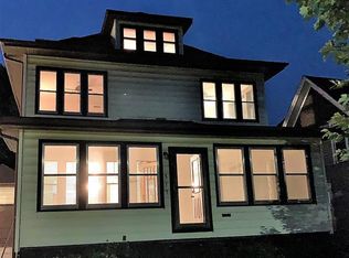 517 9th St, Sheldon, IA 51201