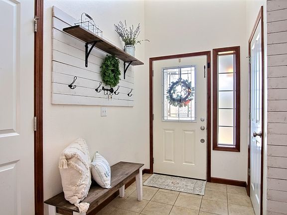 3rd image of 2219 Baird Ave