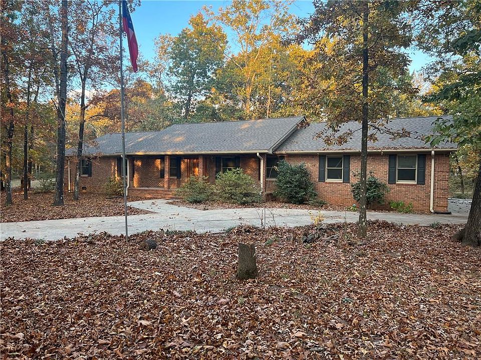 1st image of 510 Pleasant Hill Cir