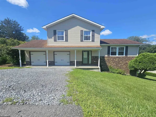 24 Penrose St, Fairmont, WV 26554