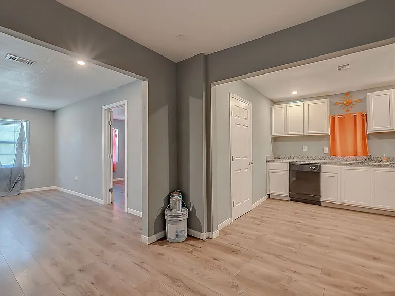 6823 Goforth St — Photo 9