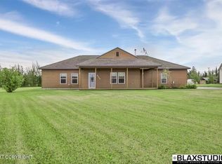 3745 Regius Ave, North Pole, AK 99705